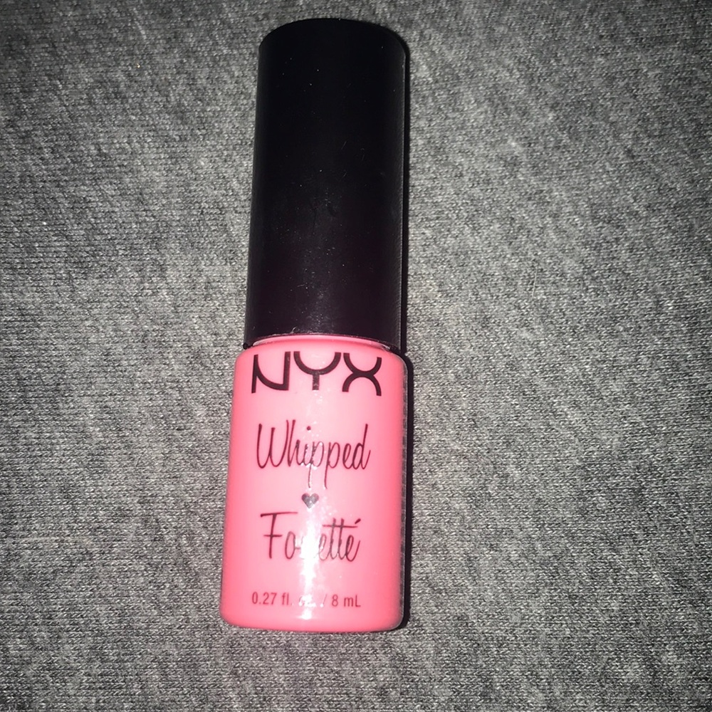 Nyx whipped cream blush